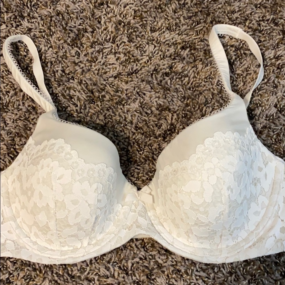 Victoria’s Secret Bra